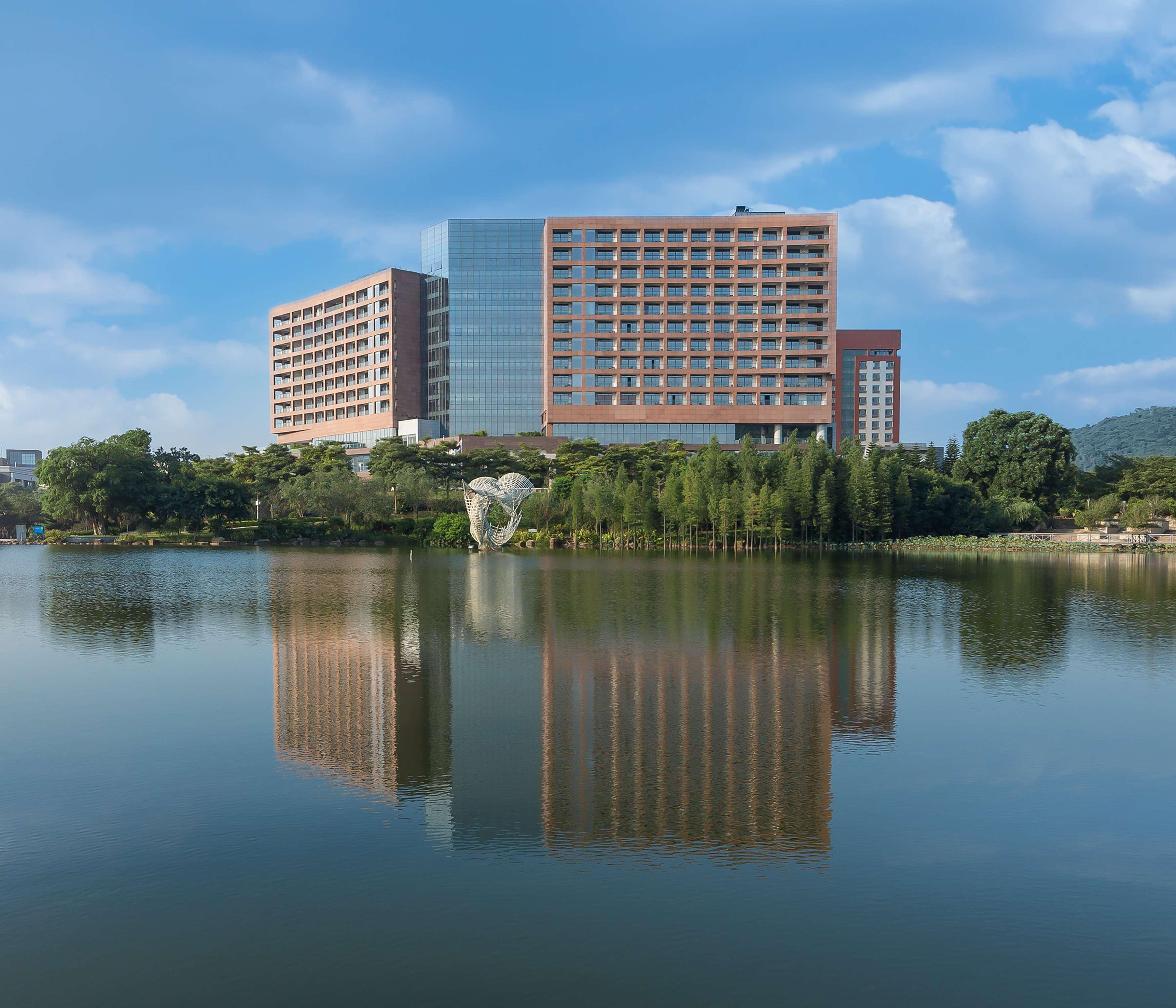 Doubletree By Hilton Hotel Guangzhou-Science City-Free Shuttle Bus To Canton Fair Complex And Dining Offer Bagian luar foto