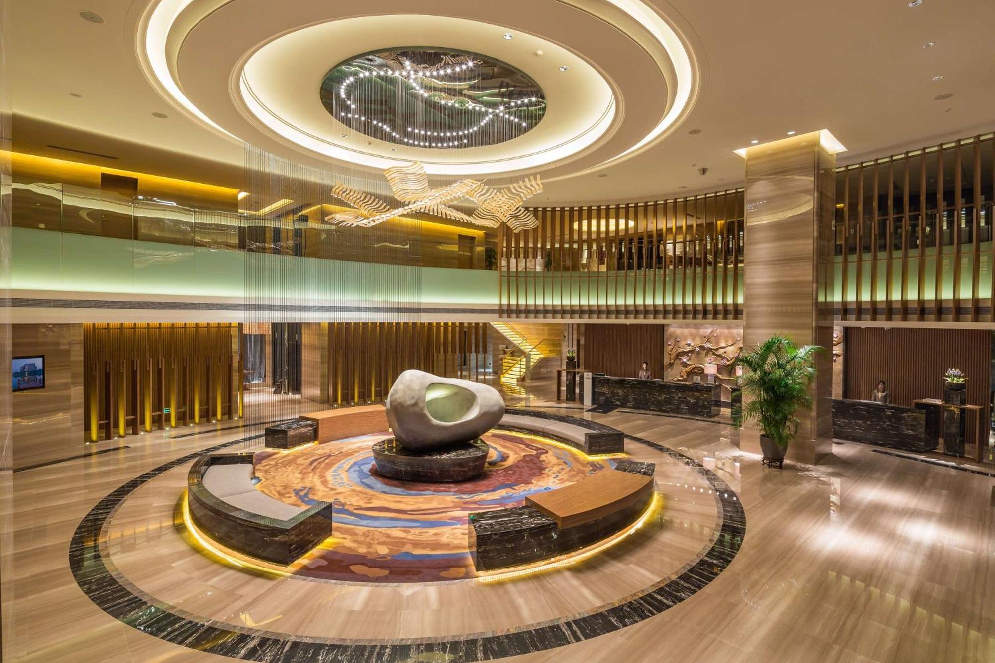 Doubletree By Hilton Hotel Guangzhou-Science City-Free Shuttle Bus To Canton Fair Complex And Dining Offer Bagian luar foto